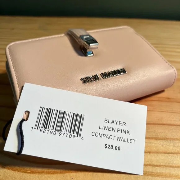 Steve Madden Blayer Linen Pink Compact Wallet - Picture 1 of 15